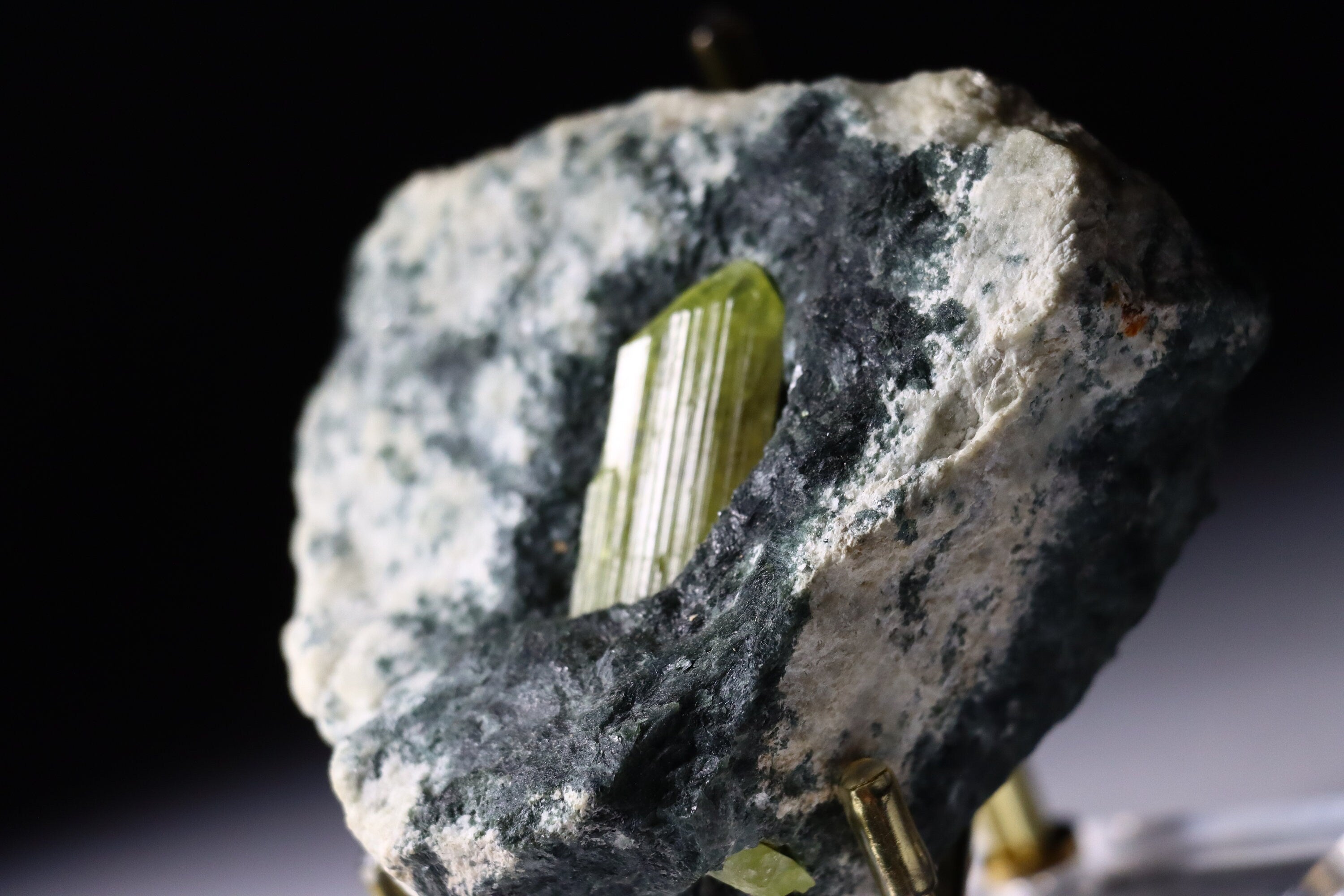 Rare Natural Chrysoberyl Crystal in Diopside Matrix | Sixling Twin Mineral Specimen from Tsitondroina, Madagascar