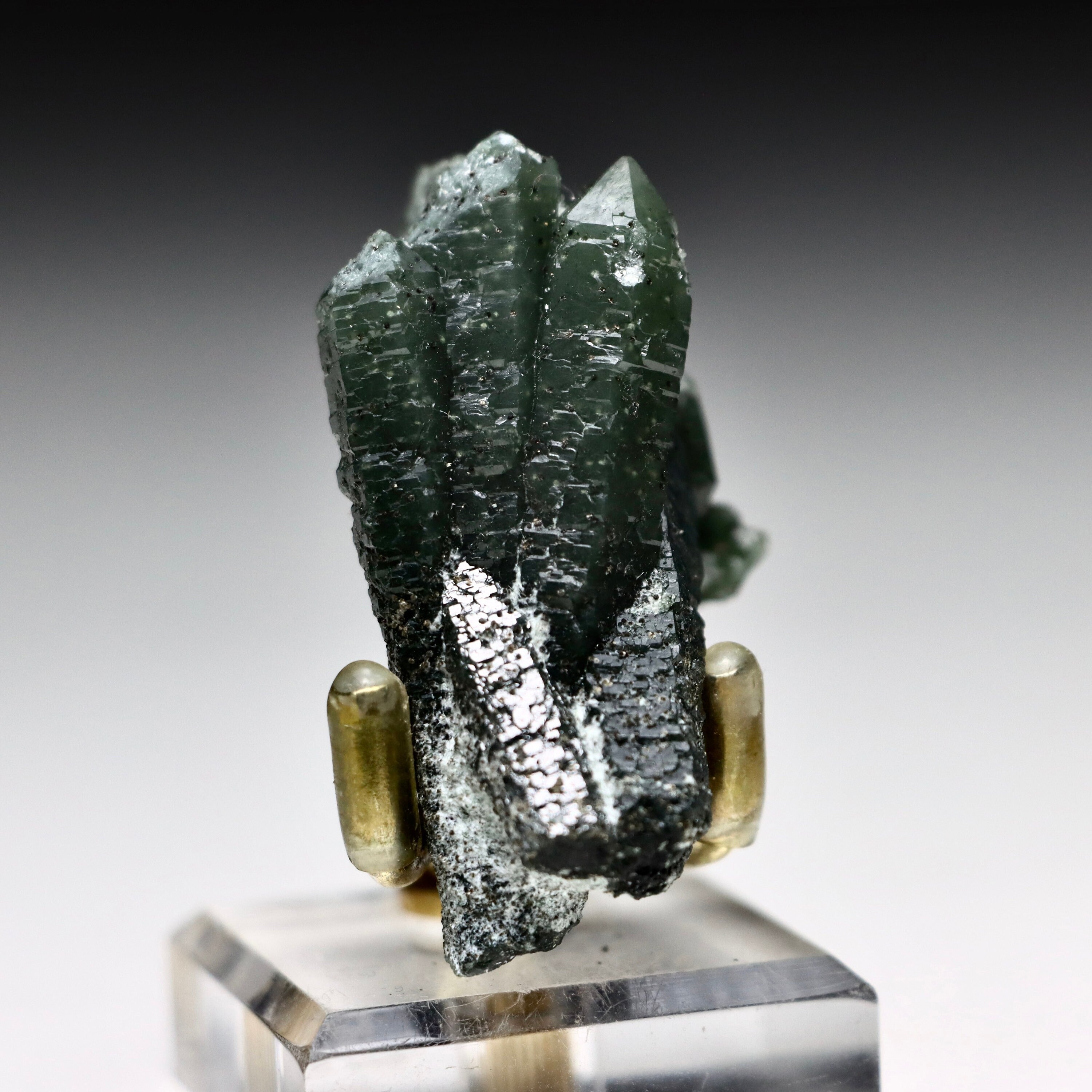 Hedenbergite in Quartz | Inner Mongolia