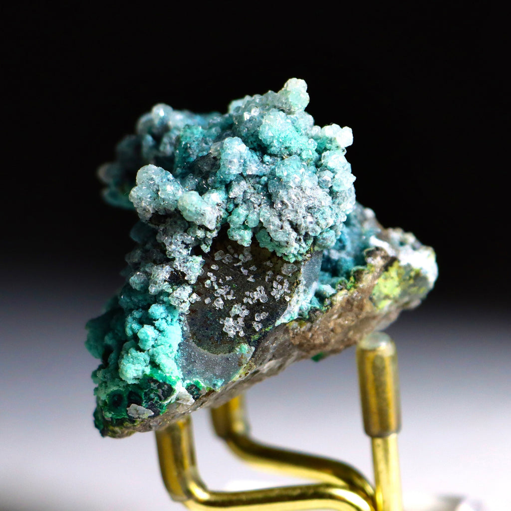 Chrysocolla on Quartz with Malachite
