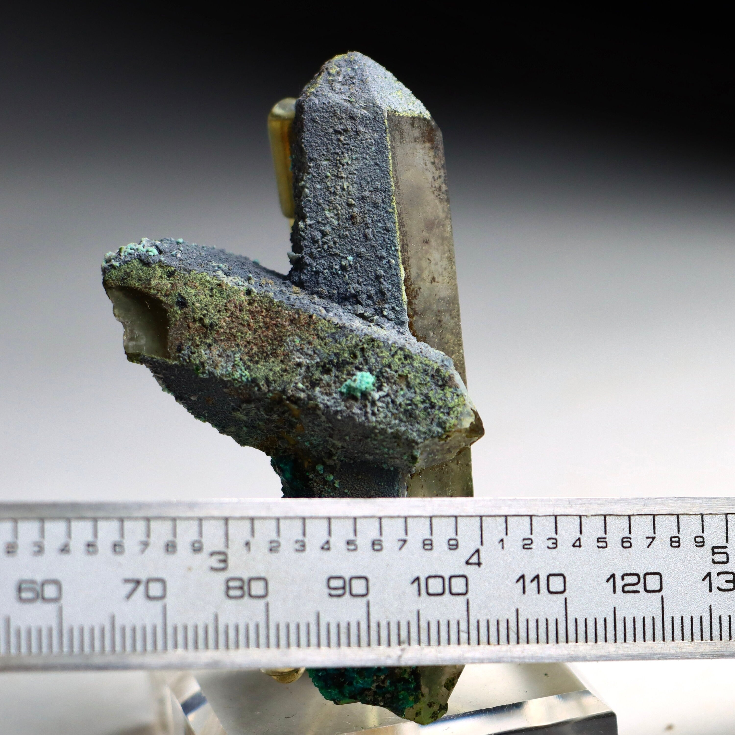 Chrysocolla on Quartz with Malachite