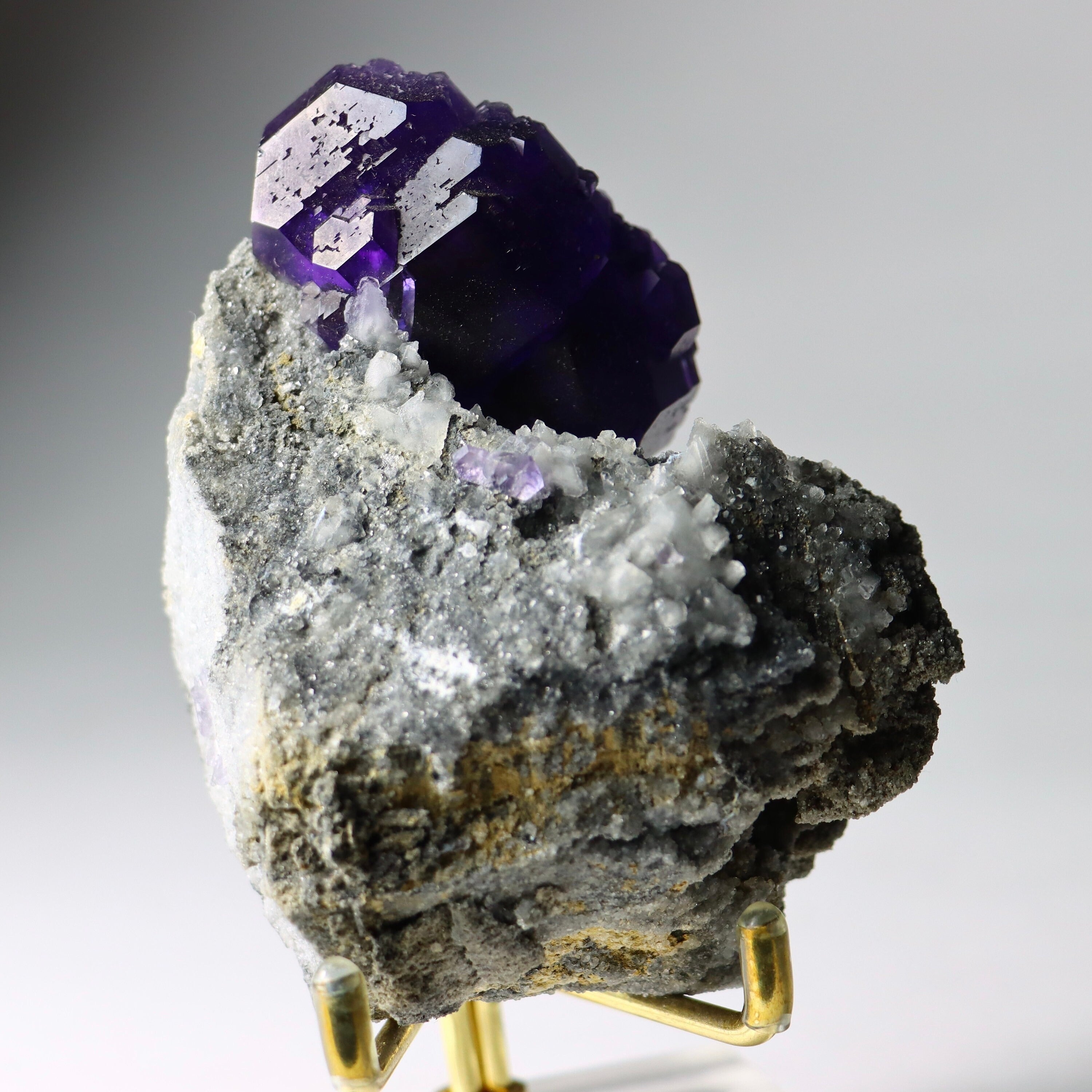 Purple “Tanzanite” Fluorite Crystal | Natural Cubic Fluorite from Xiayang Mine, Fujian, China