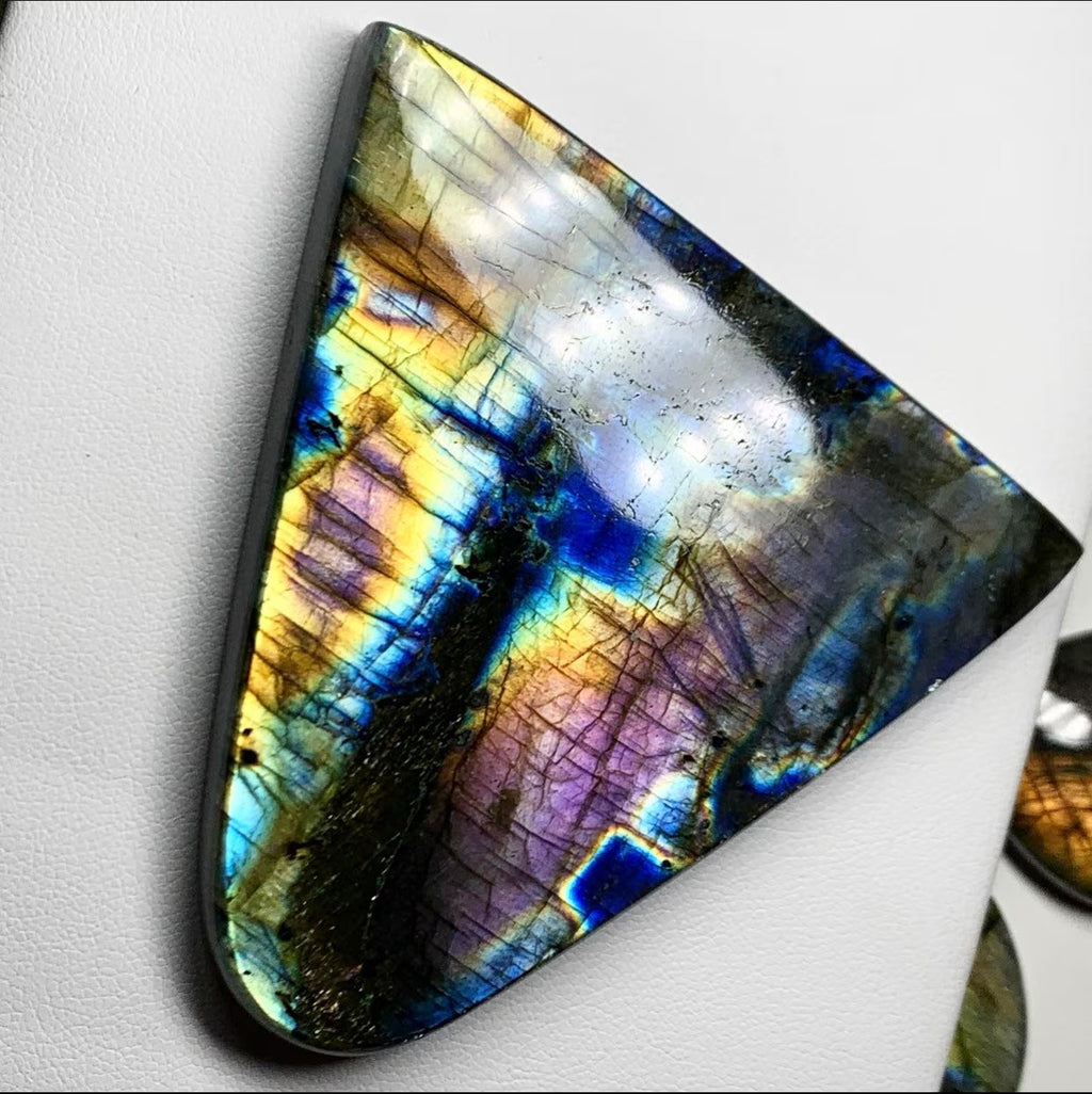 AAA Labradorite Cabochon / Palmstone