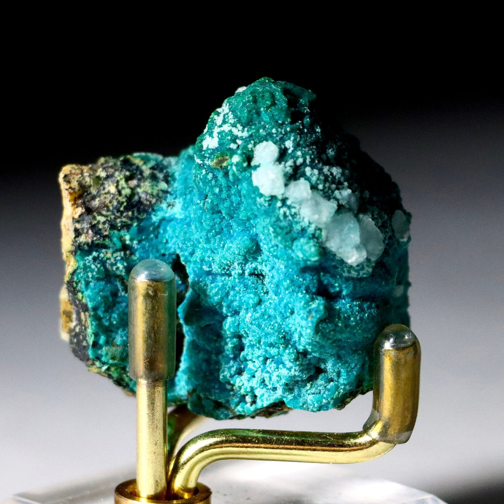 Chrysocolla on Quartz with Calcite Pseudomorphs