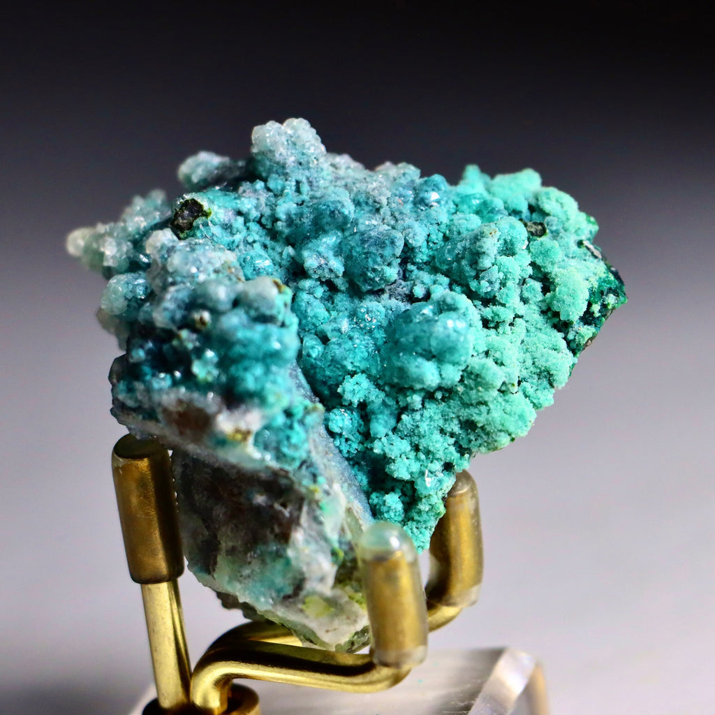 Chrysocolla on Quartz with Malachite