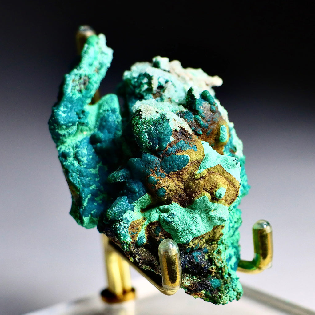 Chrysocolla on Quartz with Malachite & Calcite Pseudomorphs