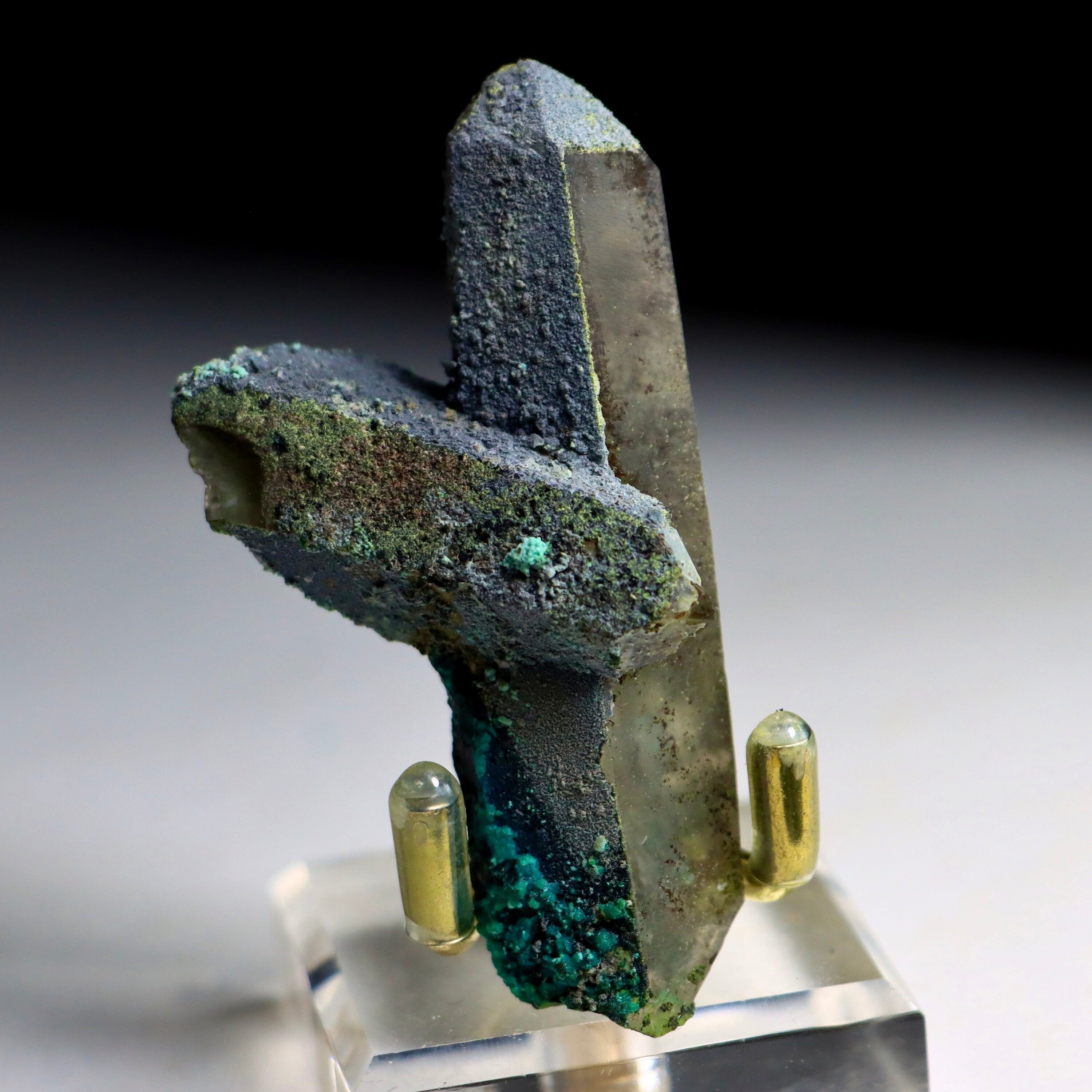Chrysocolla on Quartz with Malachite