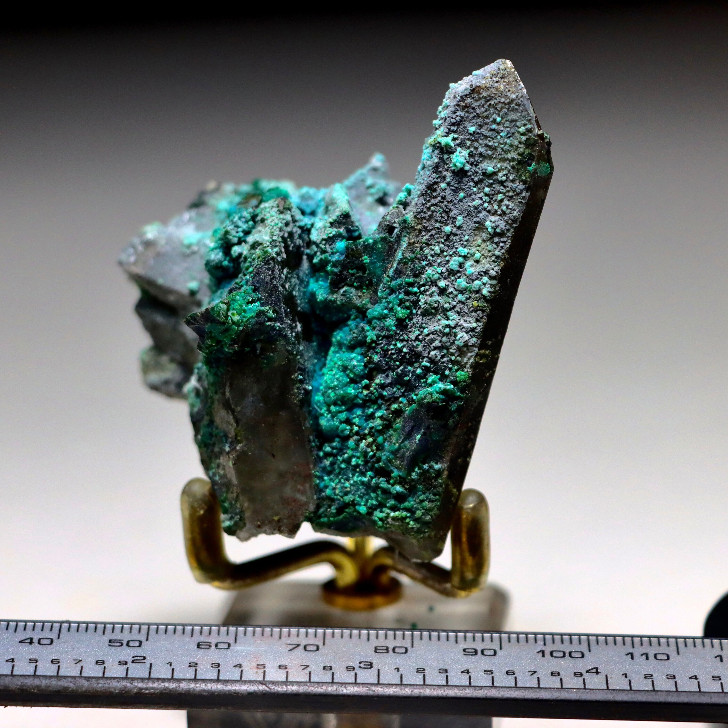 Botryoidal Chrysocolla on Quartz