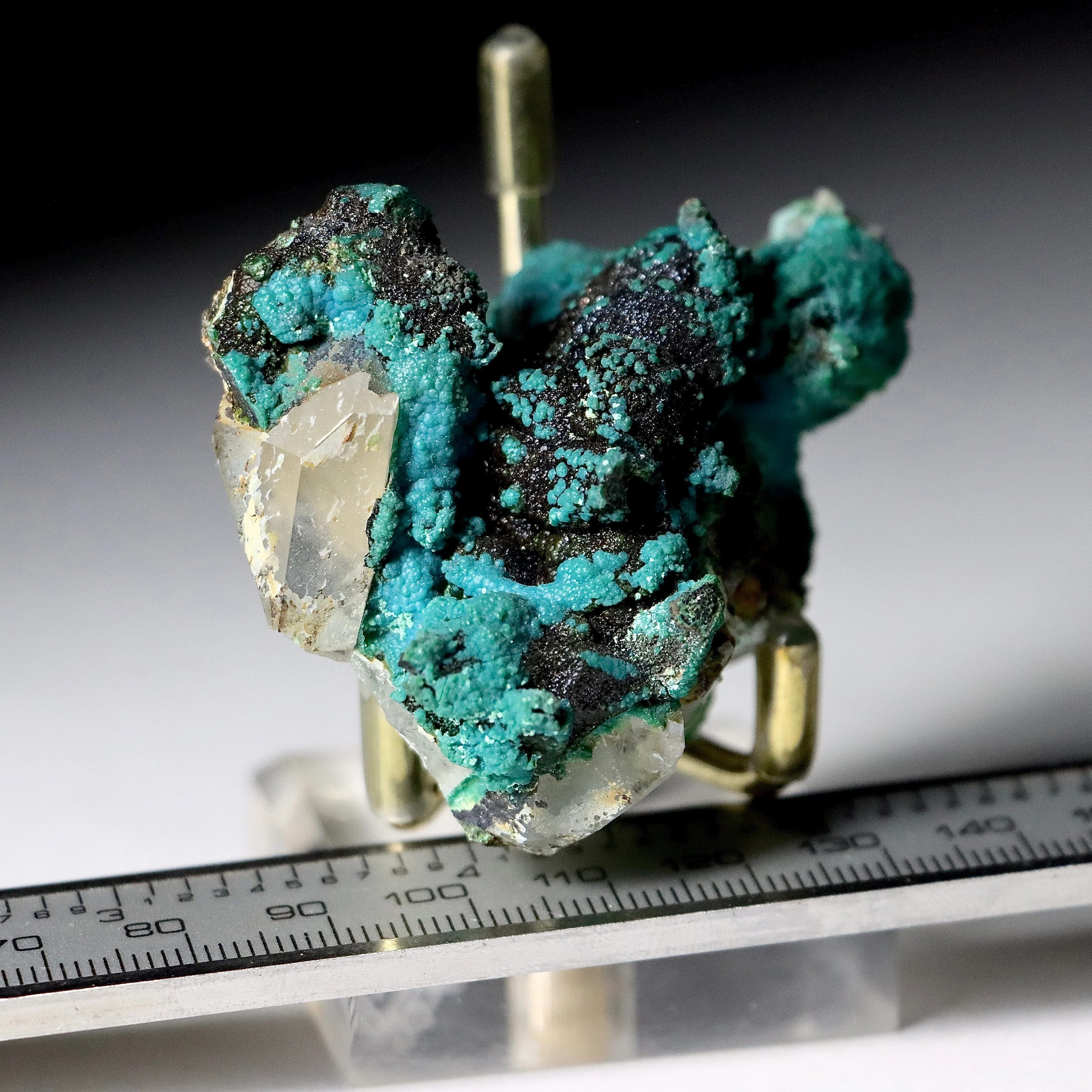 Chrysocolla on Quartz with Calcite Pseudomorphs
