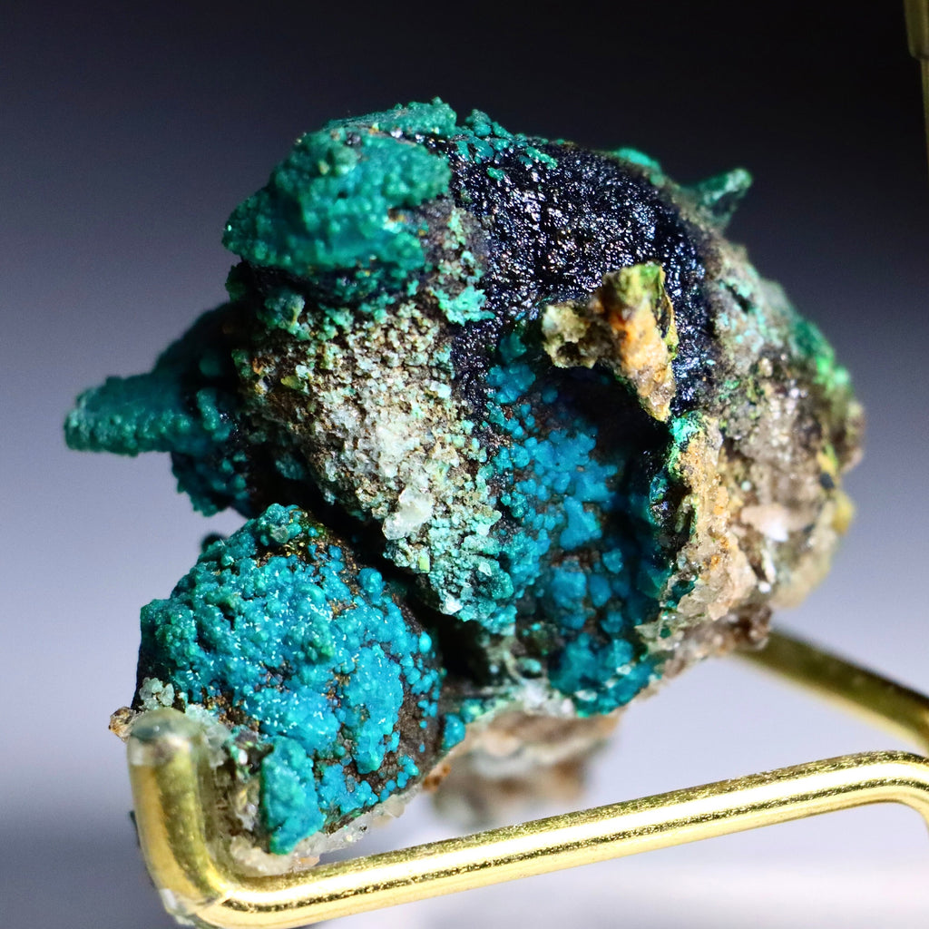 Chrysocolla on Quartz with Calcite Pseudomorphs | Peru