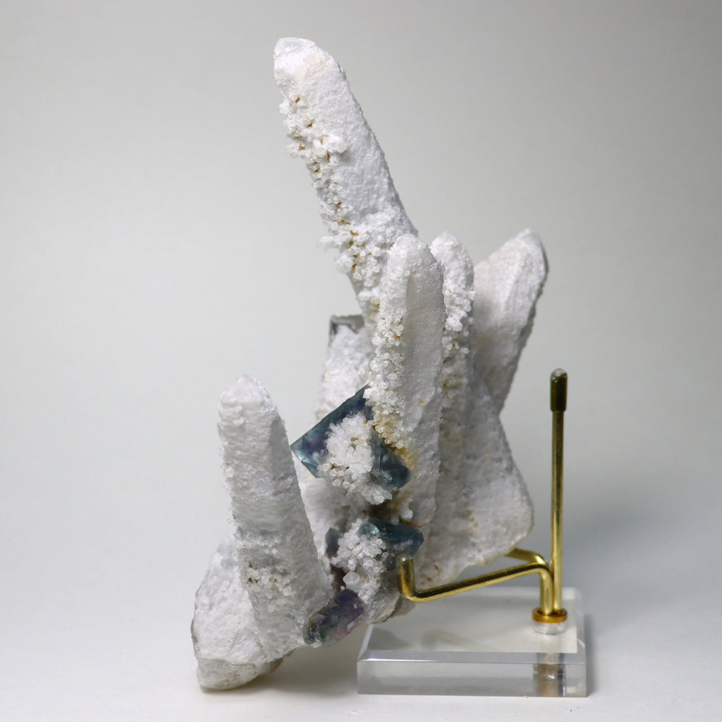 Octahedral Fluorite on Quartz | Natural Fluorite Crystal Specimen from Huanggangliang Mine, Inner Mongolia