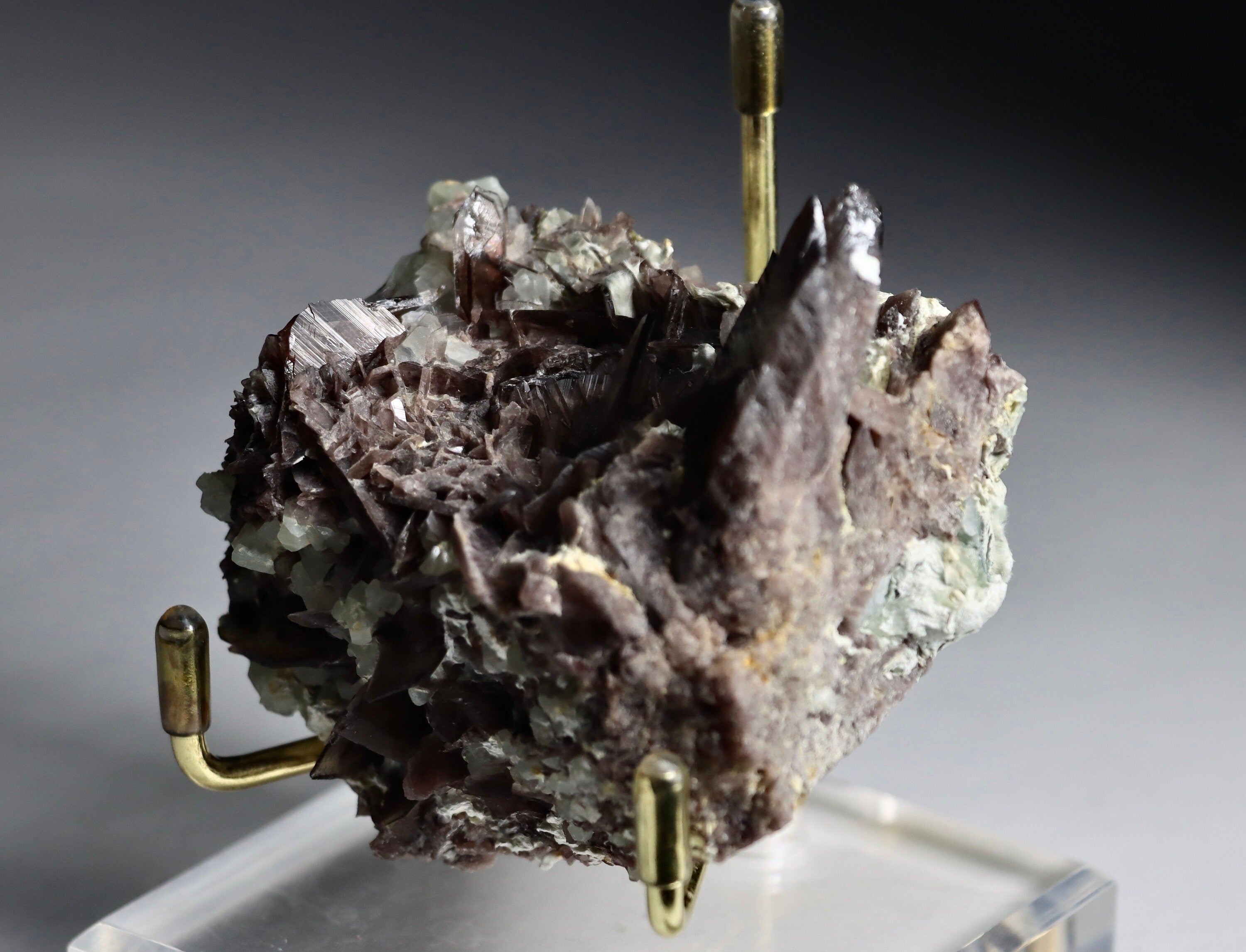Axinite with Epidote and Adularia