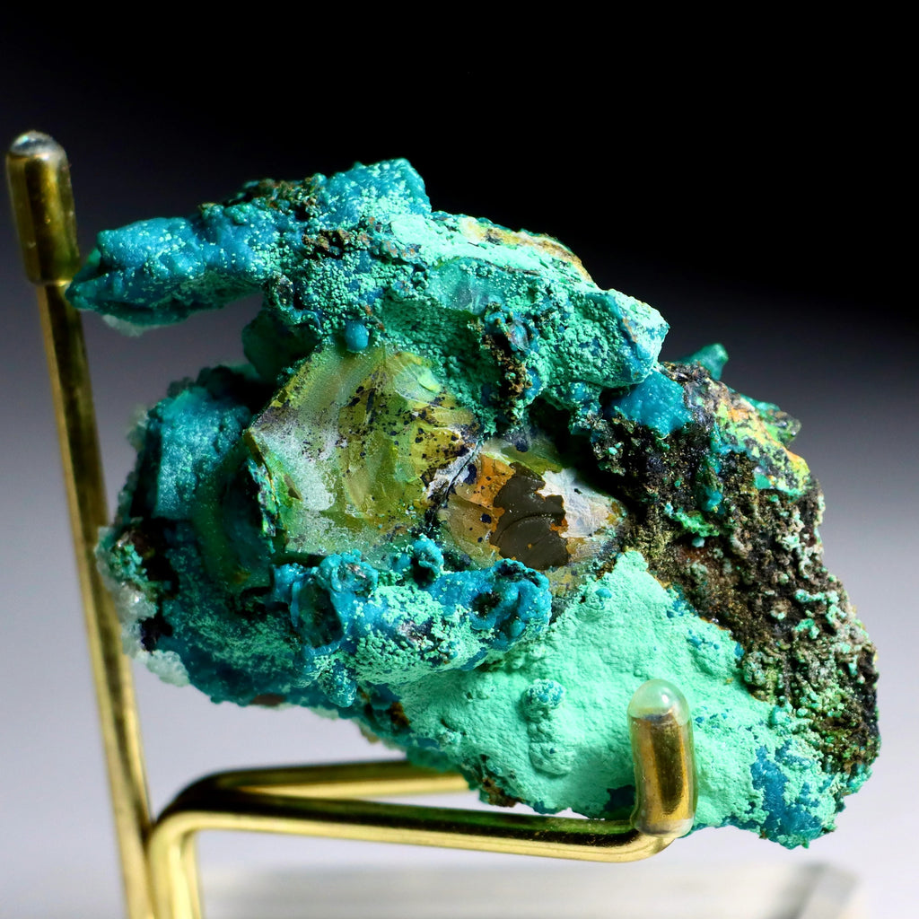 Chrysocolla on Quartz with Malachite & Calcite Pseudomorphs